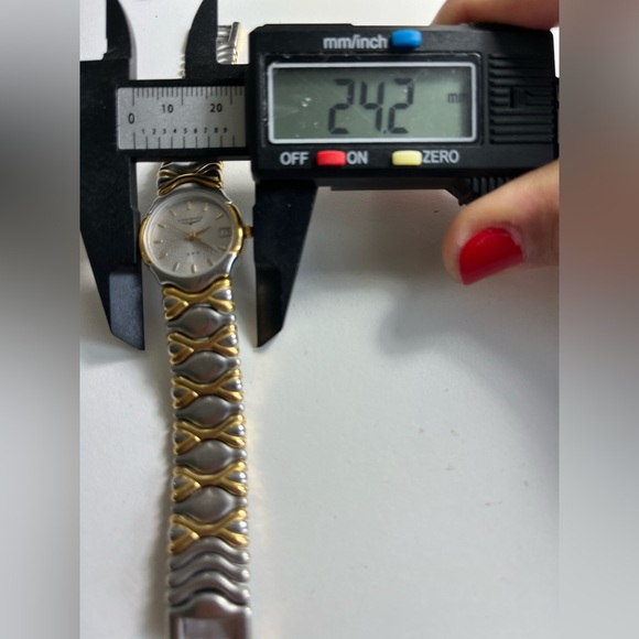 Longines QWR Vintage S.Steel Two Tone ladies watch - Picture 12 of 15